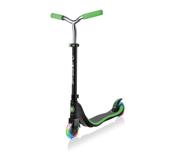globber-flow-125-lights-green-scooter