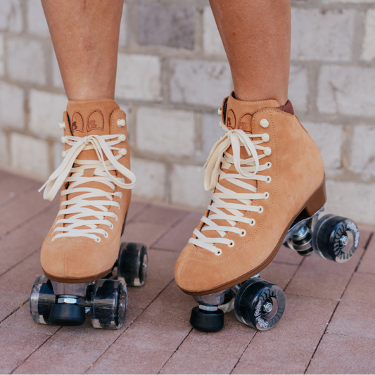 Chuffed-Skates-Wanderer-Caramel-Lifestyle-Photo