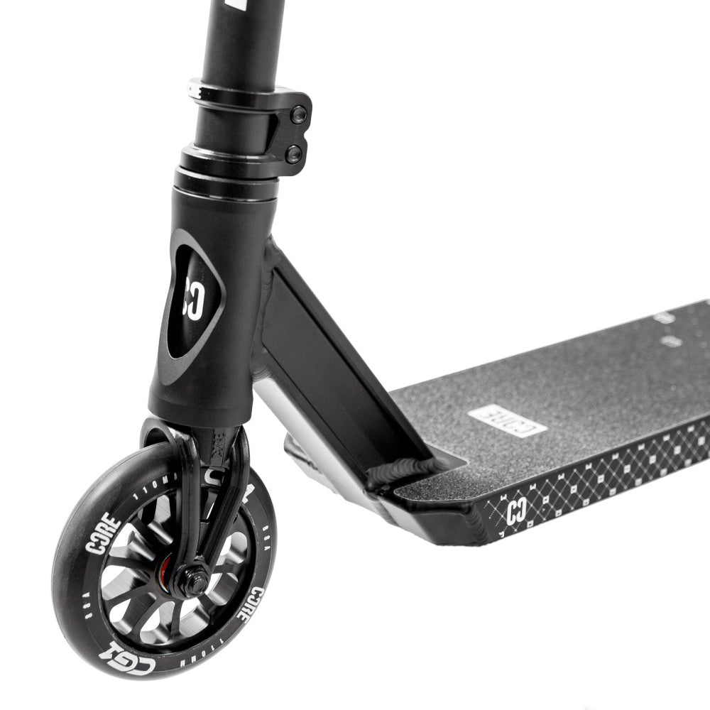 Core-CG1-Complete-Scooter-Front-Close-Up-View-Black