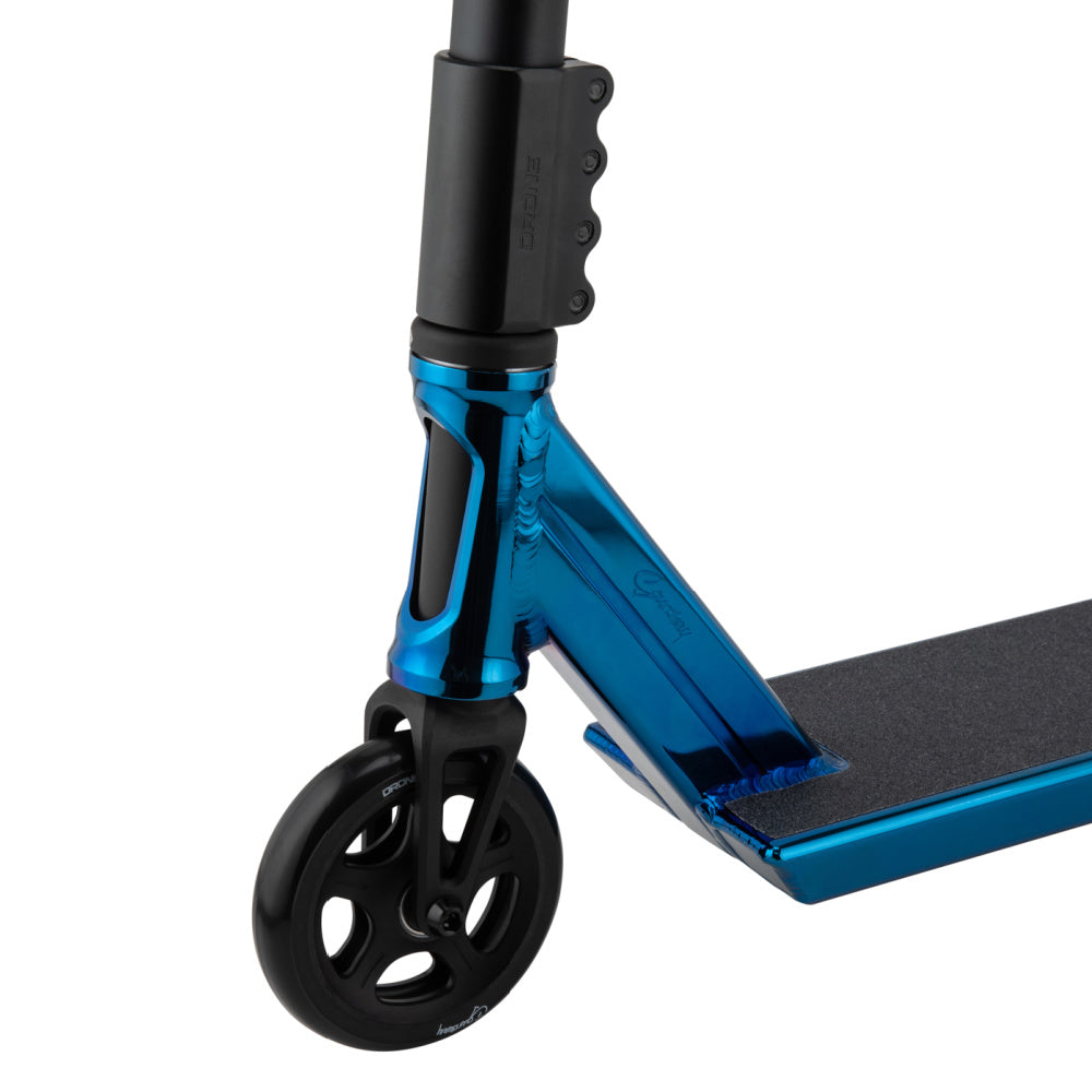 Drone-Element-Kai-Saunders-Saundezy_-Signature-Complete-Scooter-Blue-Close-Up-Front