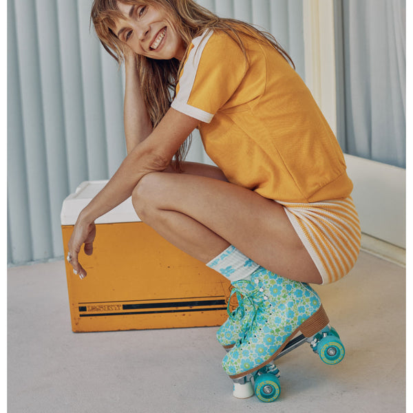 Impala-Roller-Skate-Ditsy-Blue-Lifestyle-2