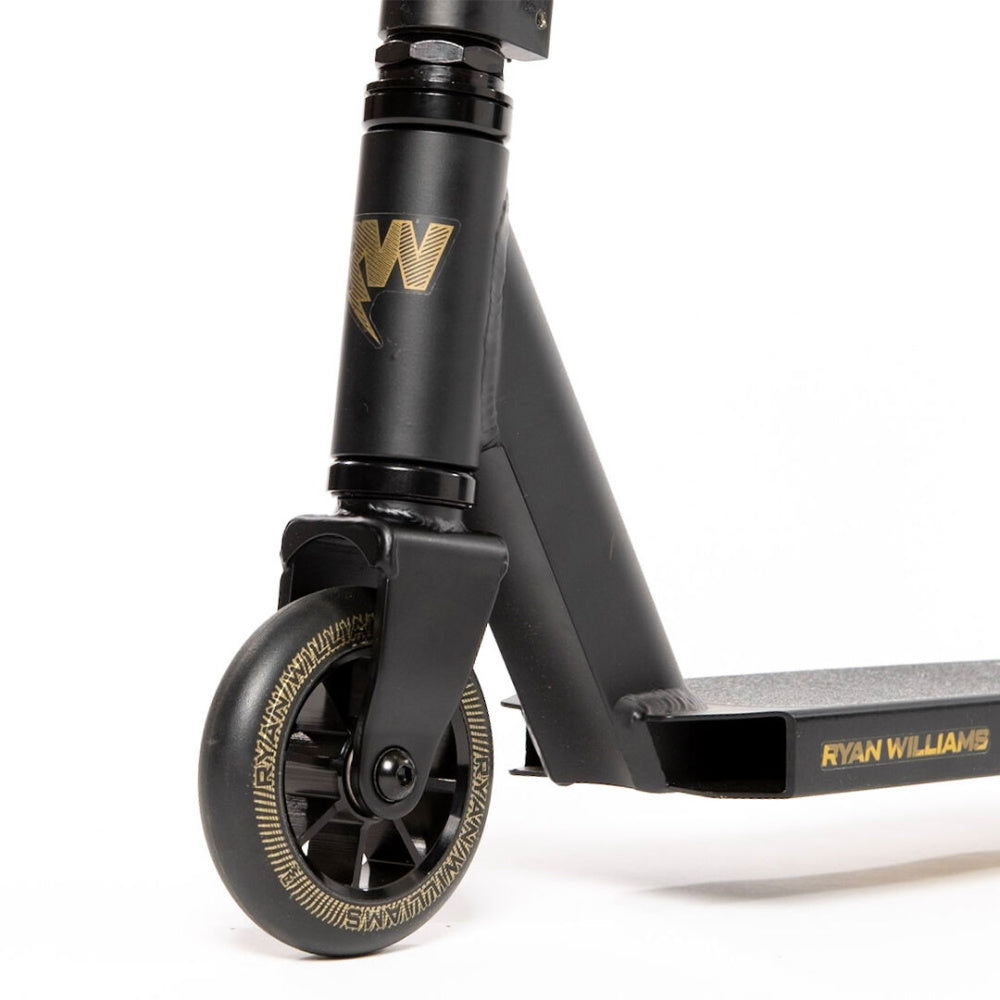 Nitro-Circus-Ryan-Williams-Junior-Scooter-Front-View-Black