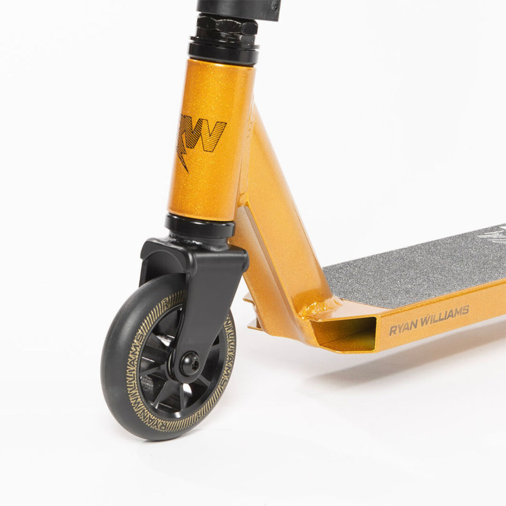 Nitro-Circus-Ryan-Williams-Junior-Scooter-Front-View-Gold