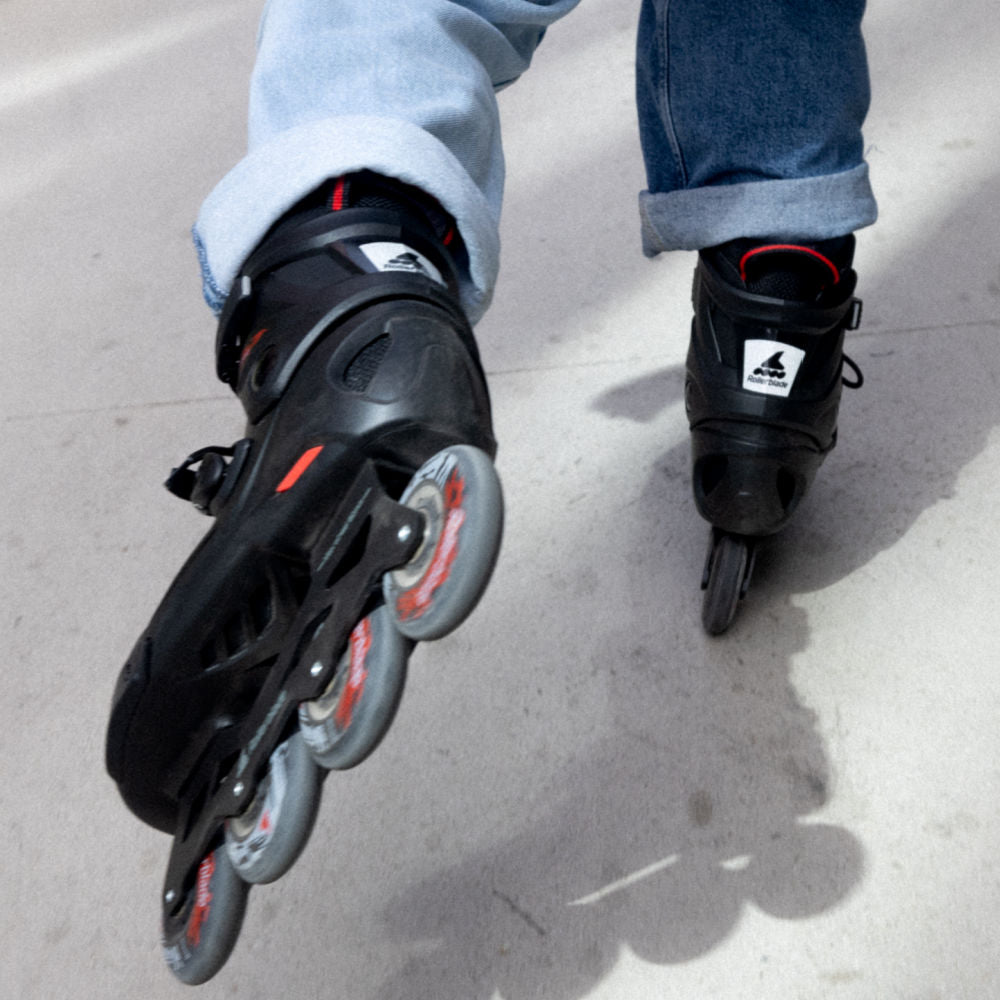 Rollerblade-RB-80-M-Black-Top-Lifestyle-View-1