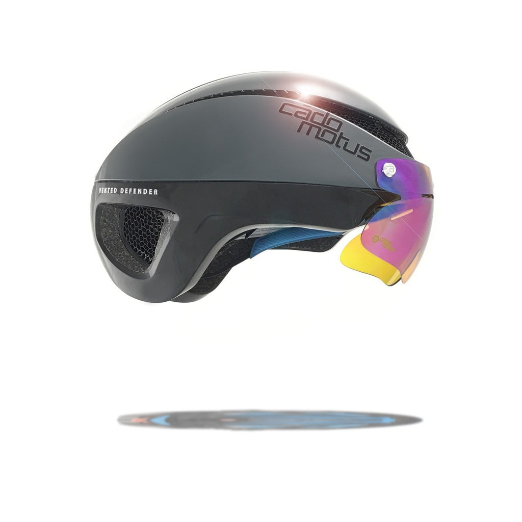Cado-Motus-Omega -Aero-Visor-On-Helmet-1