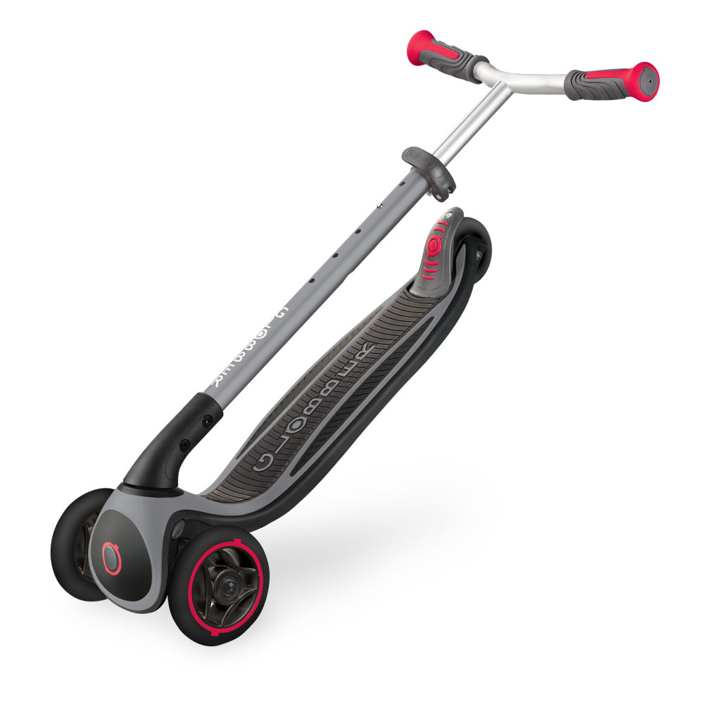 Globber-Master-Scooter-Black-Red-Top-View