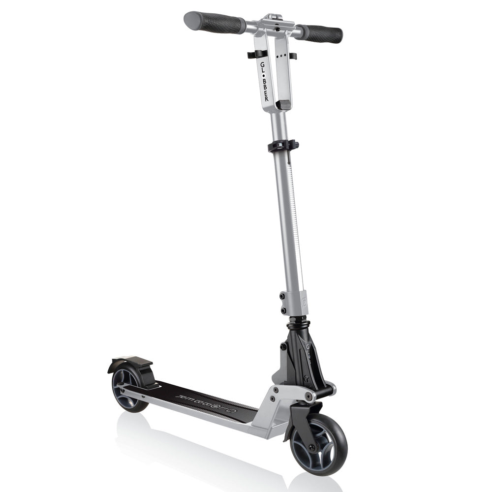 Globber-One-K-125-Scooter-Silver